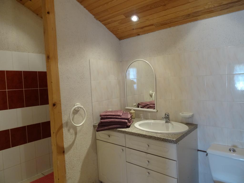 Bed and Breakfast La Clef Des Champs La Roche-en-Brenil Zimmer foto